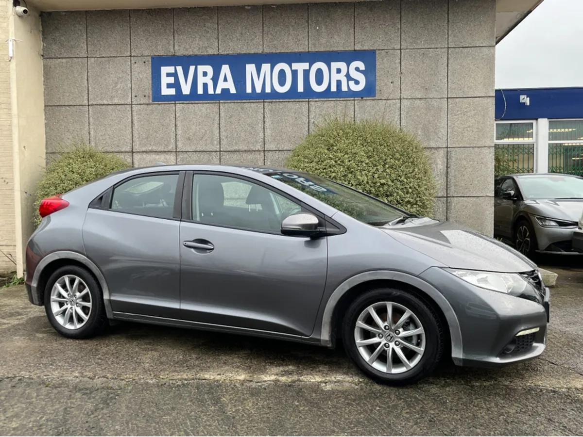 Honda Civic 1.4 i-VTEC ES PETROL //REVERSE CAMERA/ - Image 3