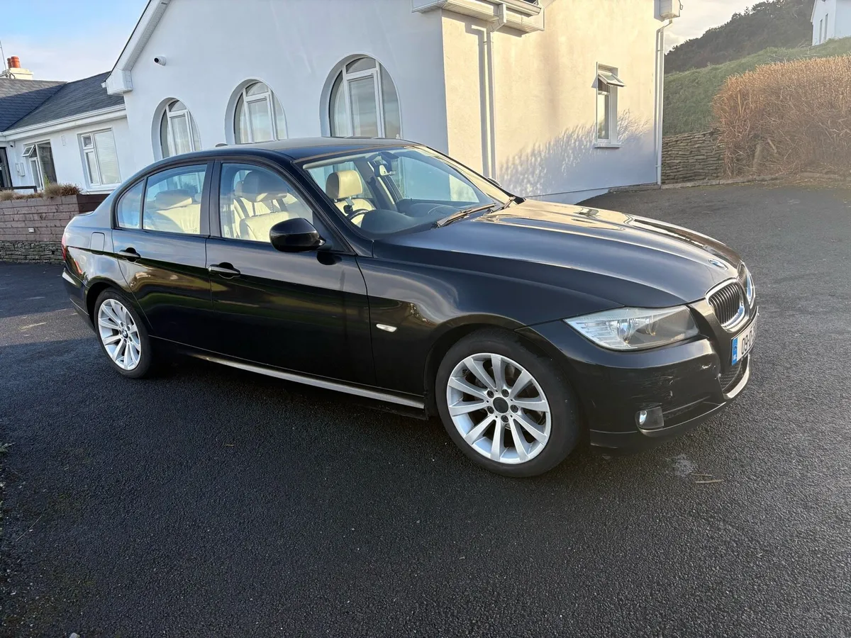 BMW 3 Series 318D SE Automatic VERY LOW MILEAGE - Image 3