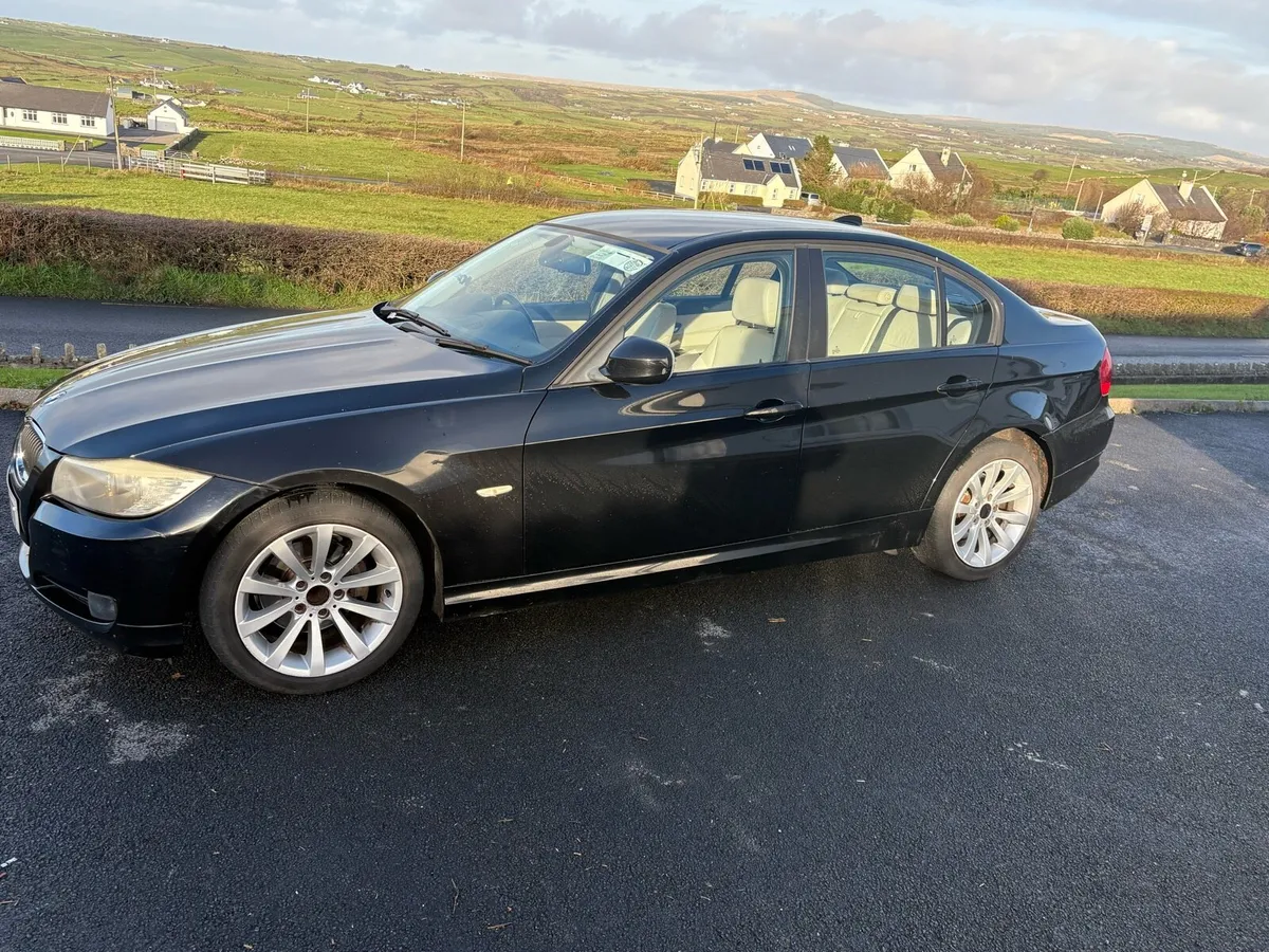 BMW 3 Series 318D SE Automatic VERY LOW MILEAGE - Image 4