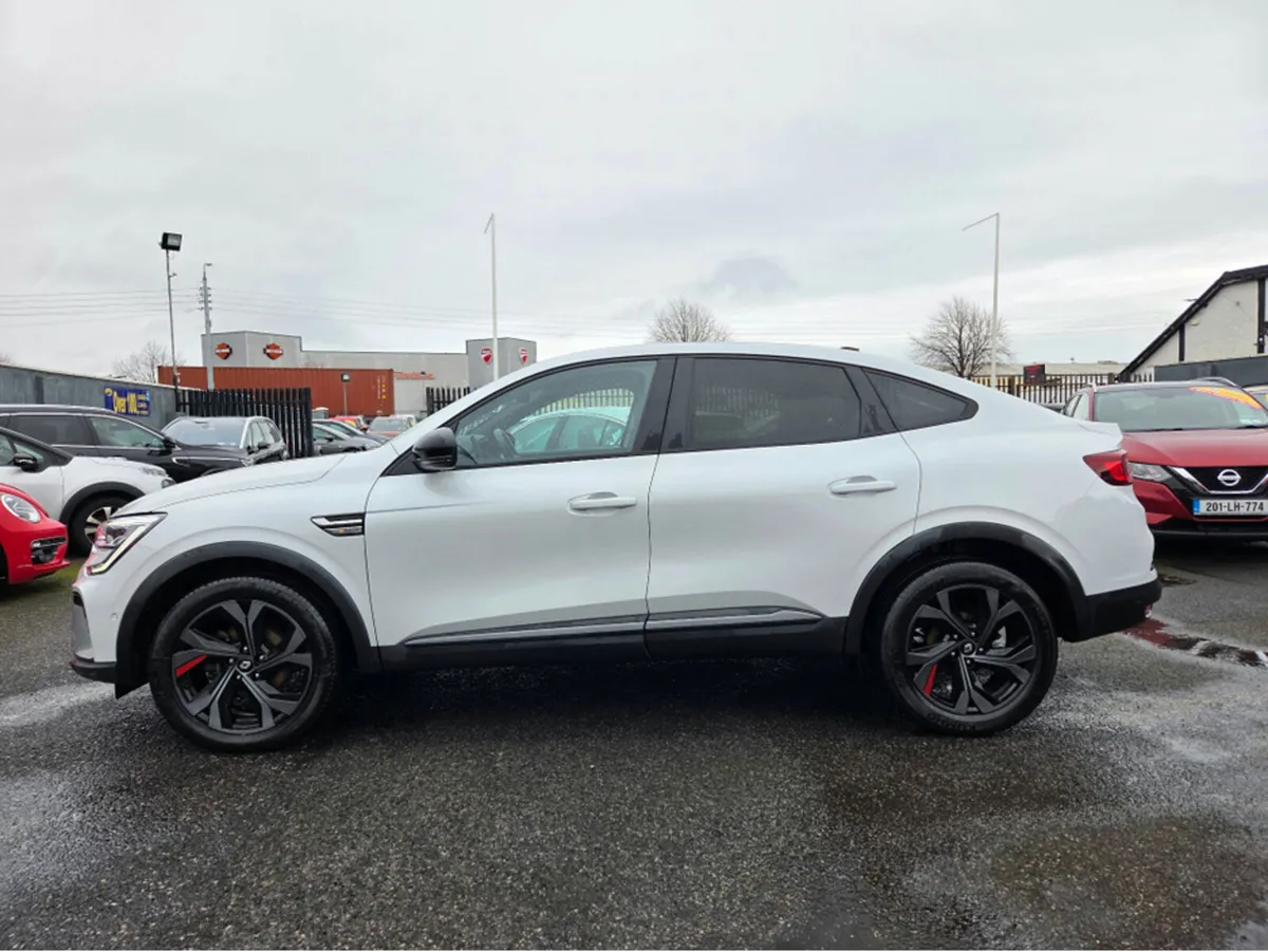 Renault Arkana E-TECH - RS LINE - HYBRID - AUTO ** - Image 4