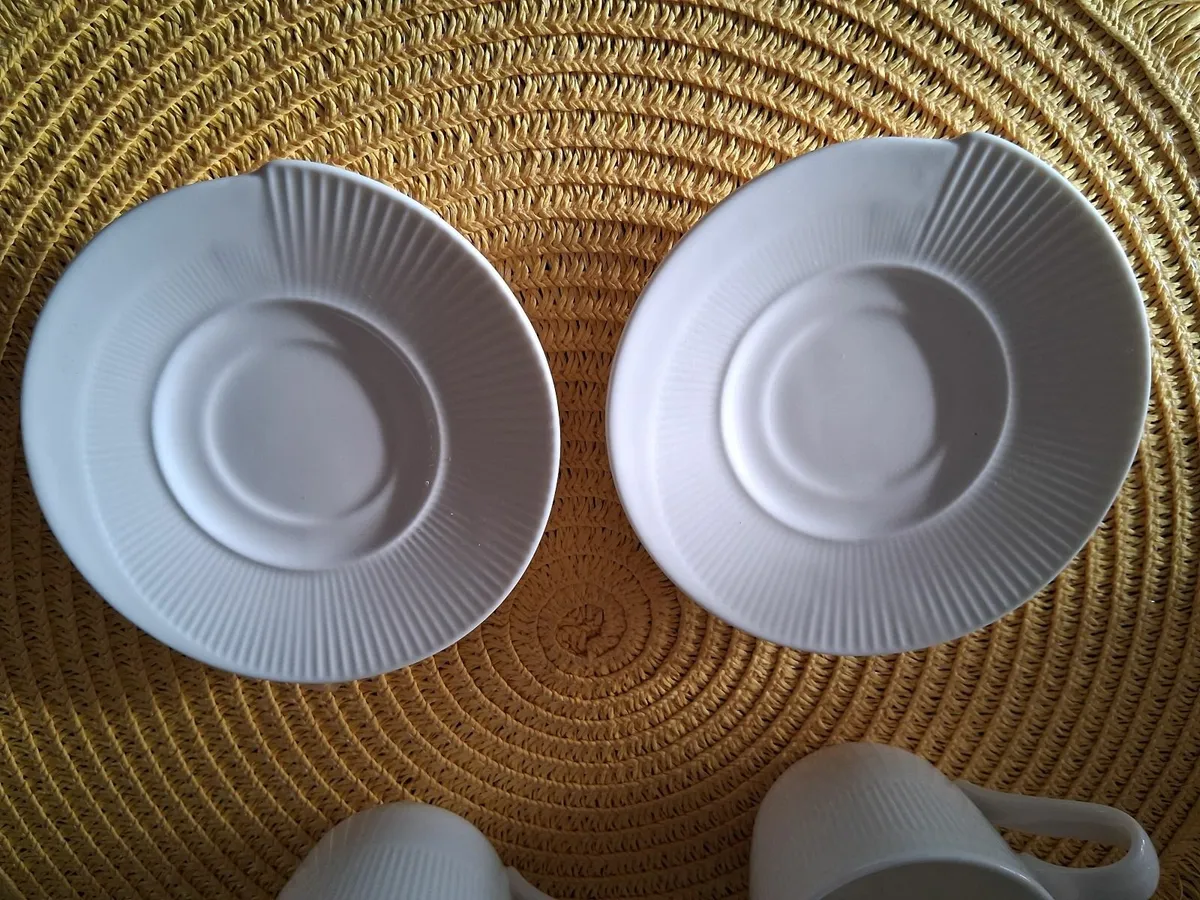 6 black n blu glasses - Image 3