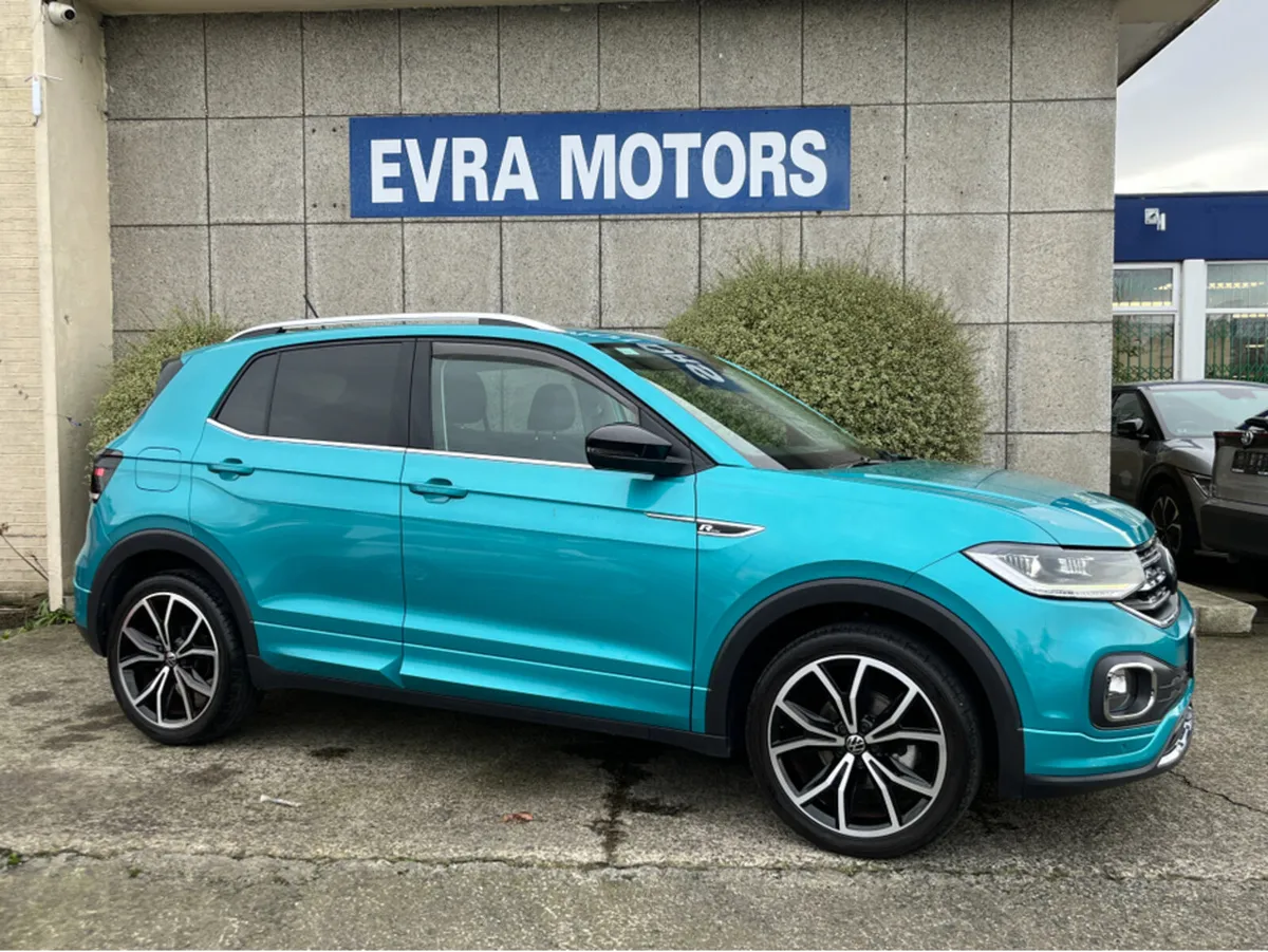 Volkswagen T-Cross R-LINE 1.0 TSI MANUAL //LOW MIL - Image 3