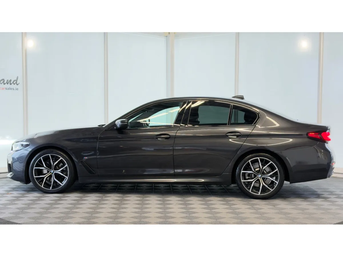 BMW 5-Series M SPORT * PRO PACK* SMALL KMS - Image 2