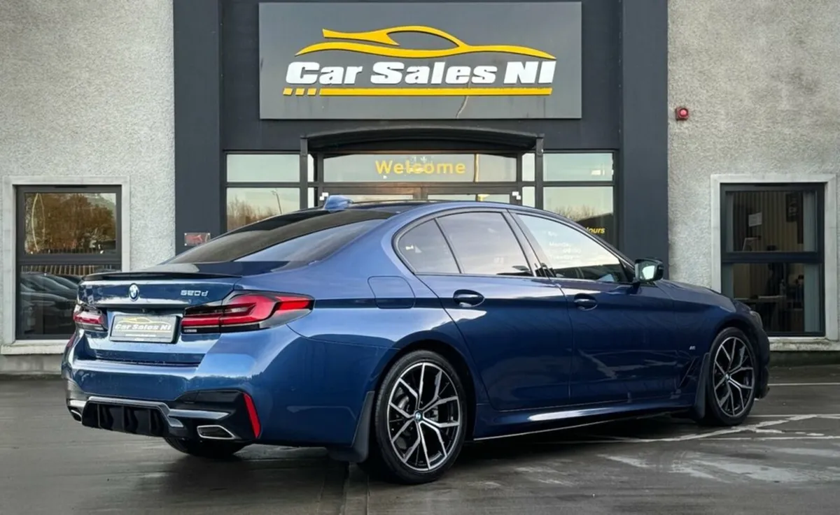 2.0 520d MHT M Sport Saloon 4dr Diesel Hybrid Step - Image 4