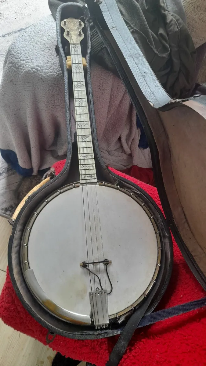 Banjo bacon and day . Tenor - Image 1