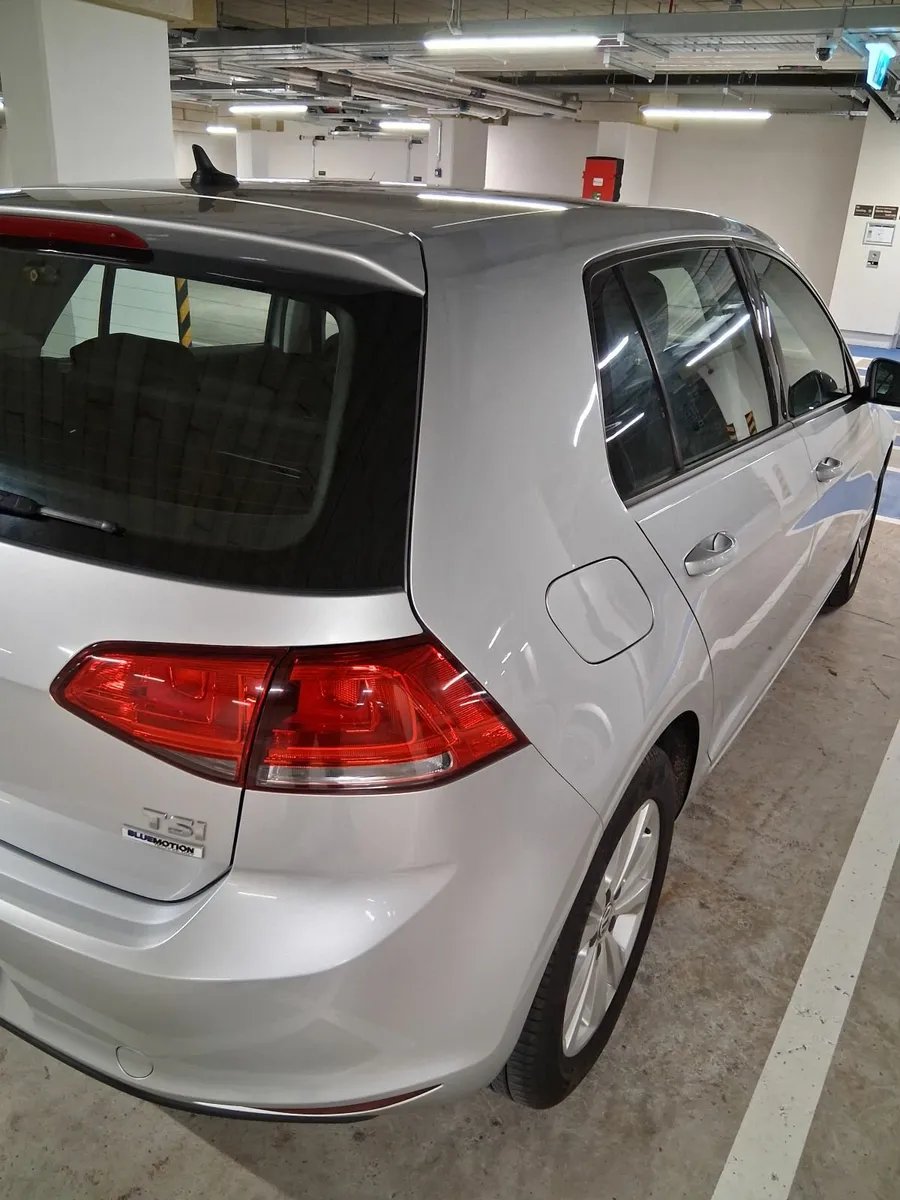 Volkswagen Golf 2015 - Image 1