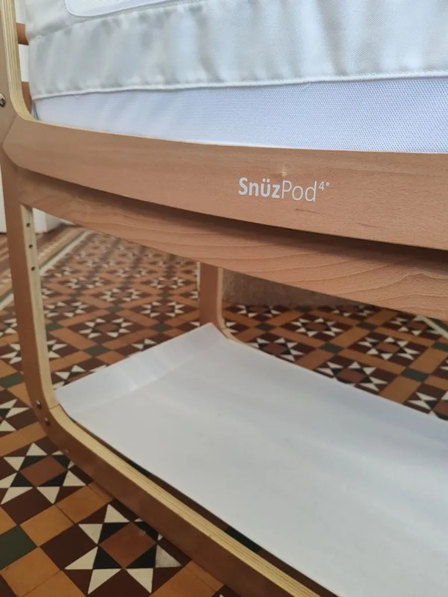 Snuzpod 4 Bedside Crib - Image 2