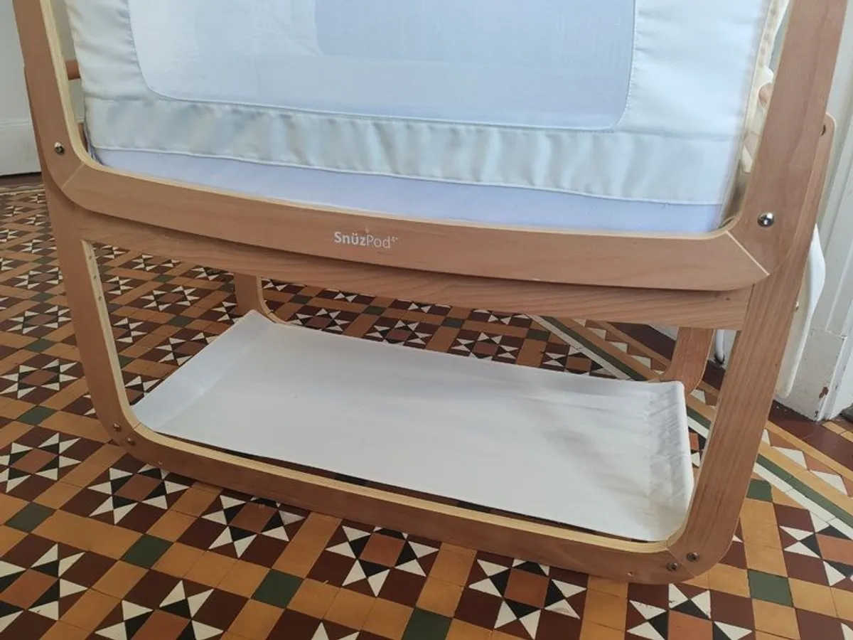 Snuzpod 4 Bedside Crib - Image 3