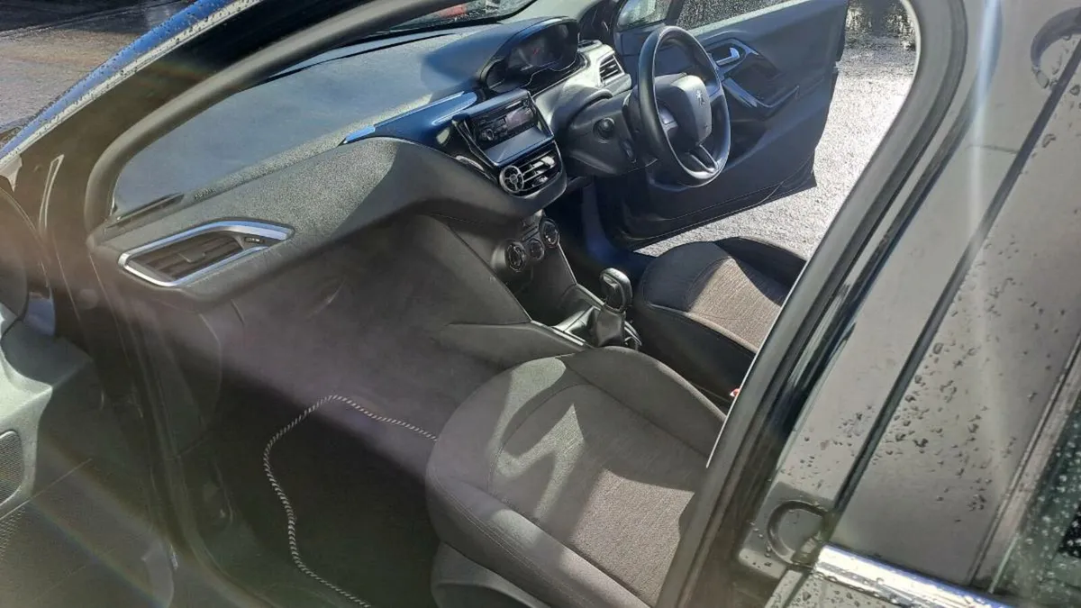 2014 Peugeot 208 1.4HDI  ~Excellent Fuel Economy~ - Image 3