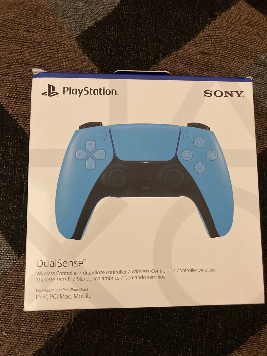 PS5 Controllers - Image 2