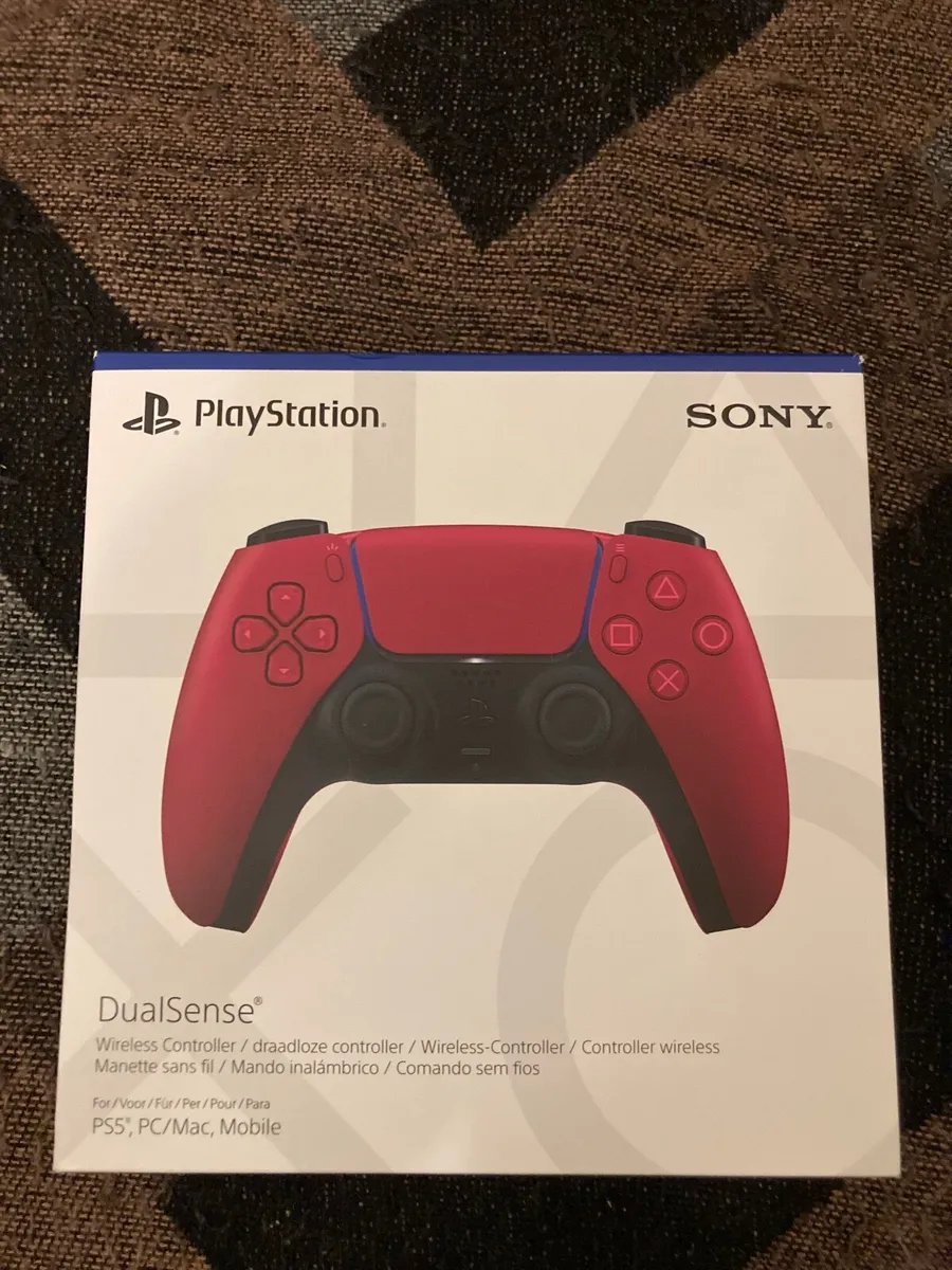 PS5 Controllers - Image 3