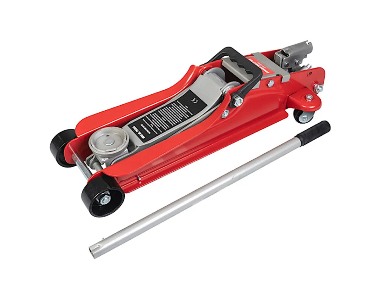 ONLY €75 2.5T Low Pro Trolley Jack - Image 1