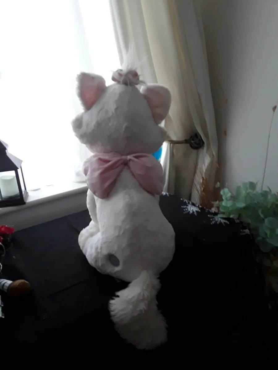 Brand new Disney soft toy cat - Image 3