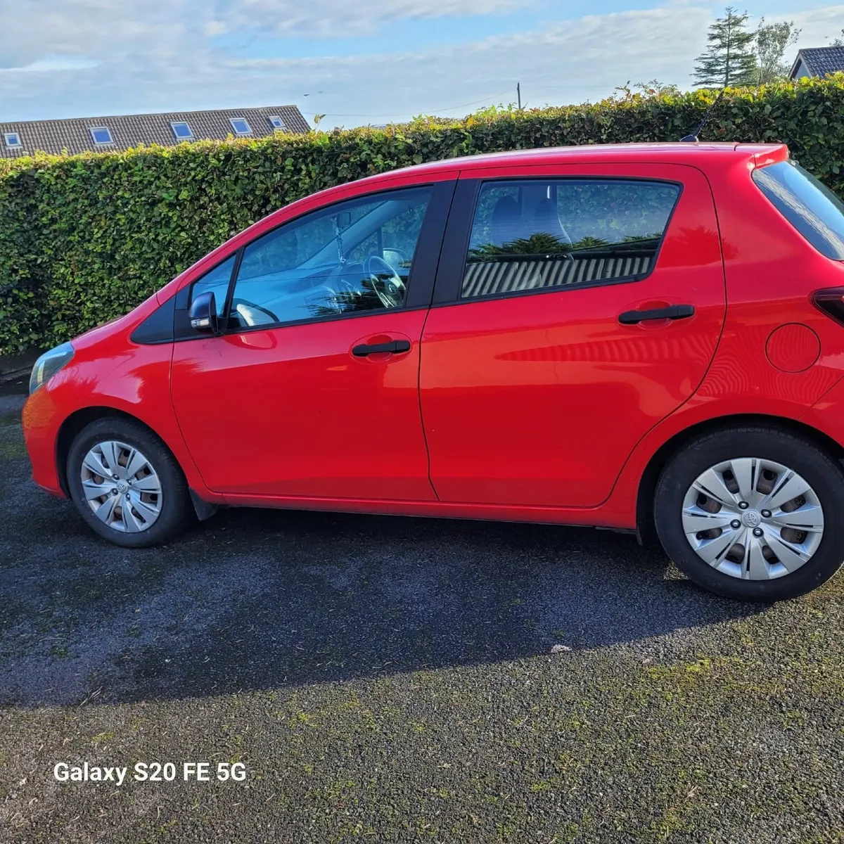 Toyota Yaris 2017 - Image 2