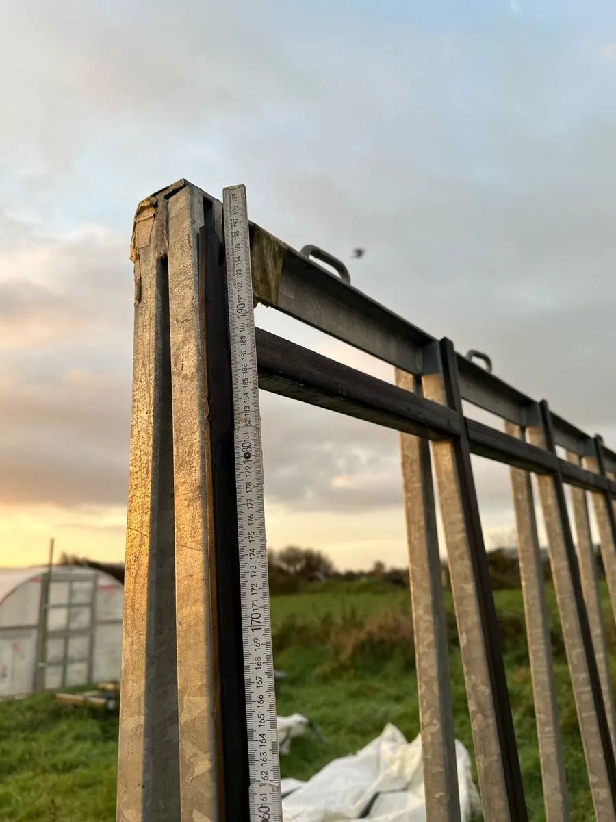 Stillage for Glass & Windows - Image 3