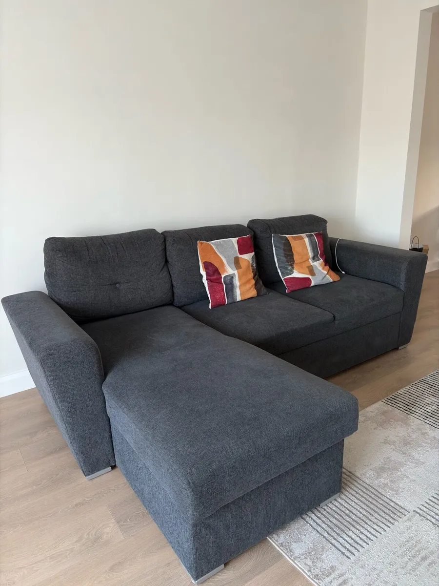 L-shaped 3-Seater Couch with built in storage-Grey - Image 1