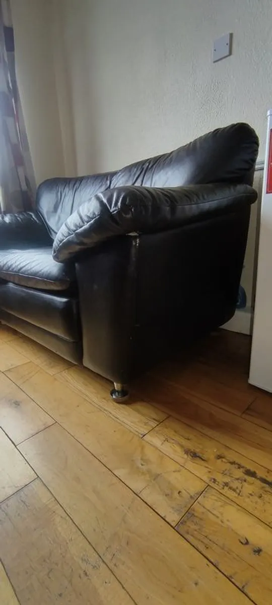 2-seater Sofa - Image 4