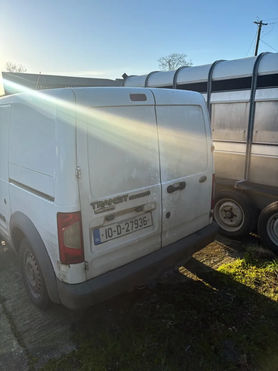 Ford Transit 2010 - Image 1