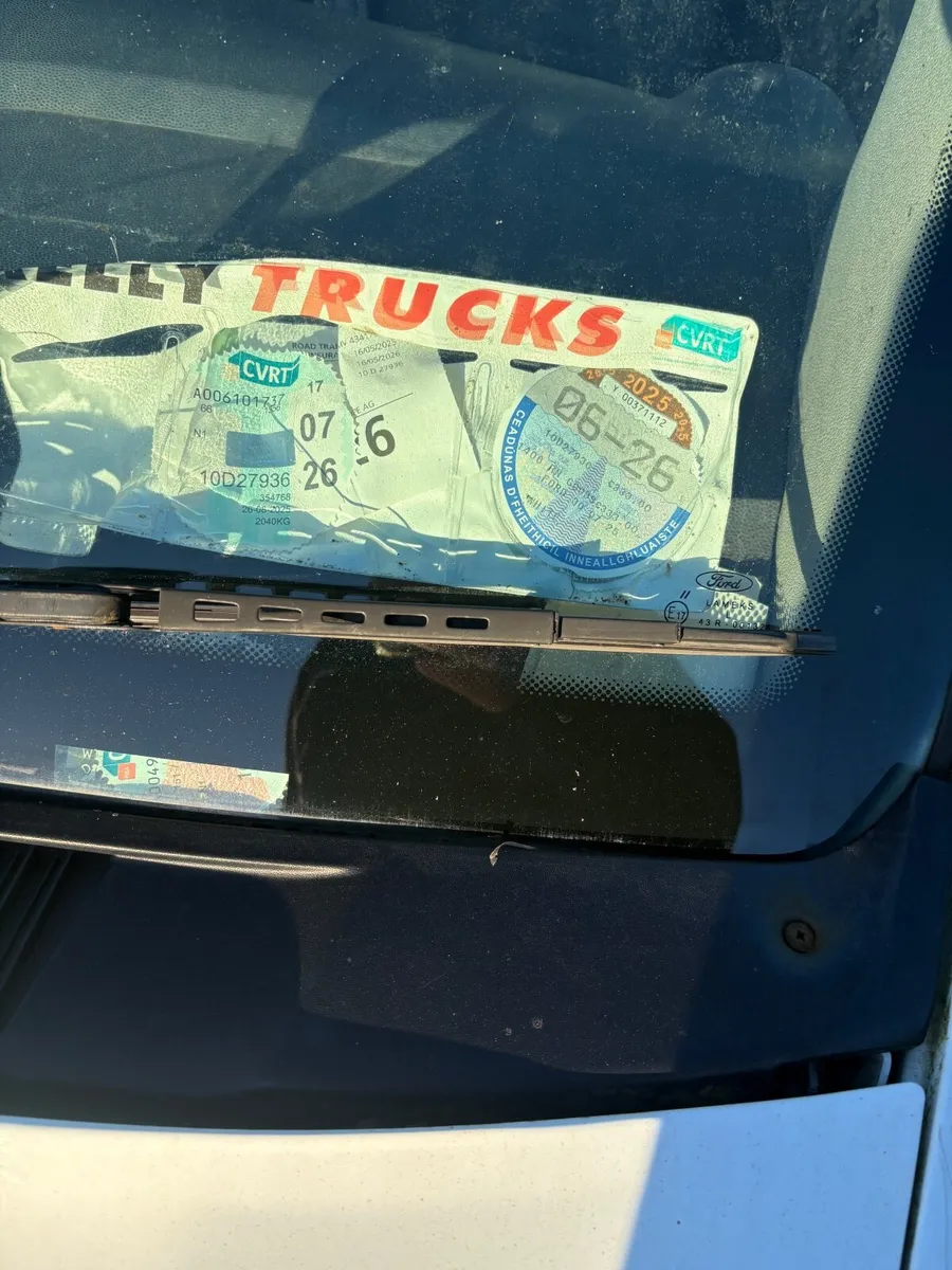 Ford Transit 2010 - Image 2