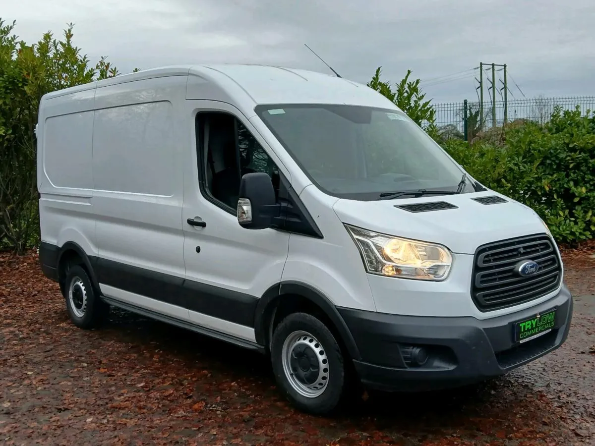 Ford Transit 2.2 Mwb L2H2 Crvt 9/26 & Taxed Mint - Image 2