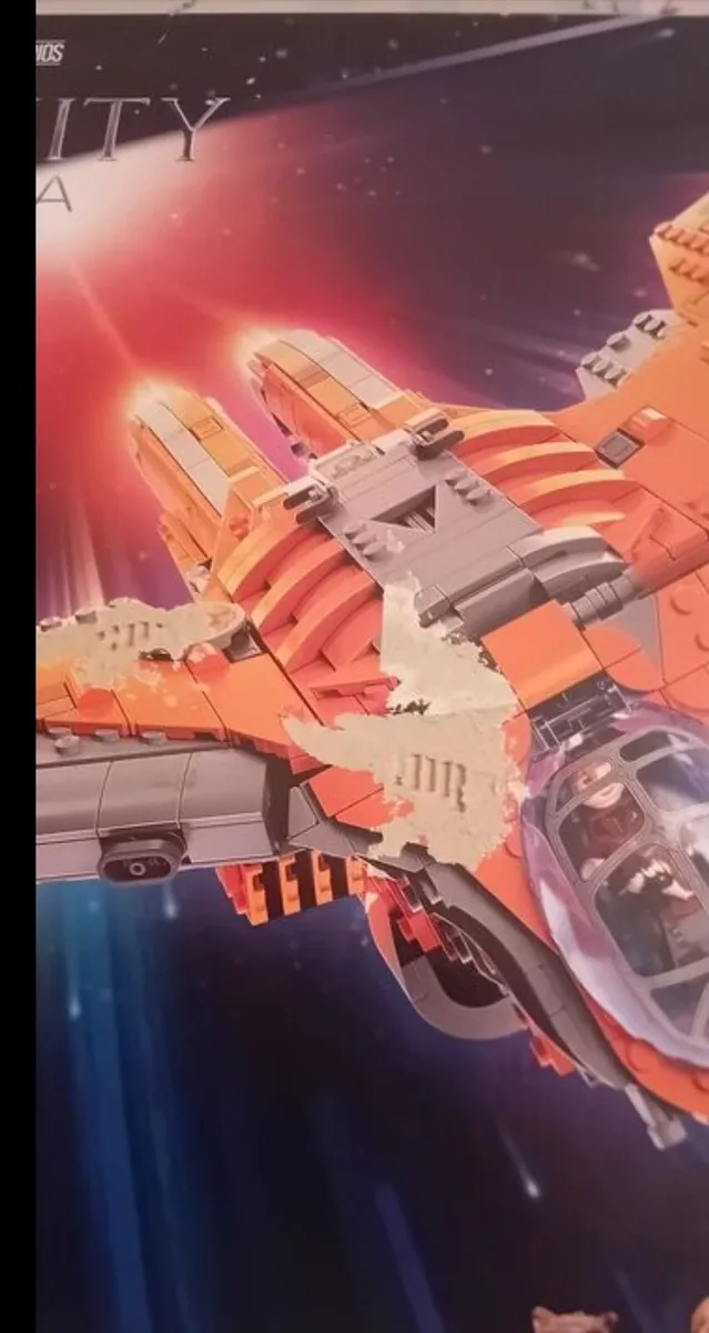 LEGO Marvel The Guardians Ship 76193
Some surface - Image 2