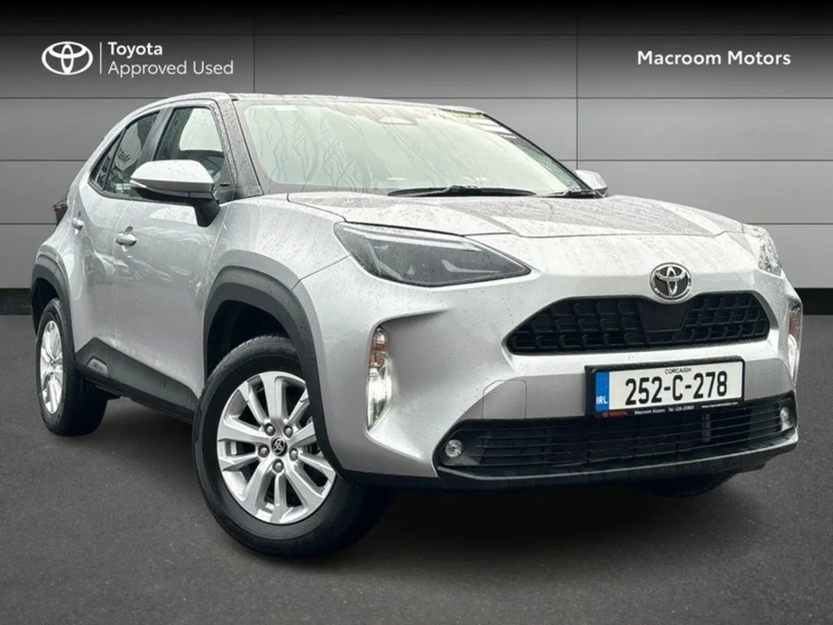 Toyota Yaris Cross YARIS CROSS LUNA - Image 1