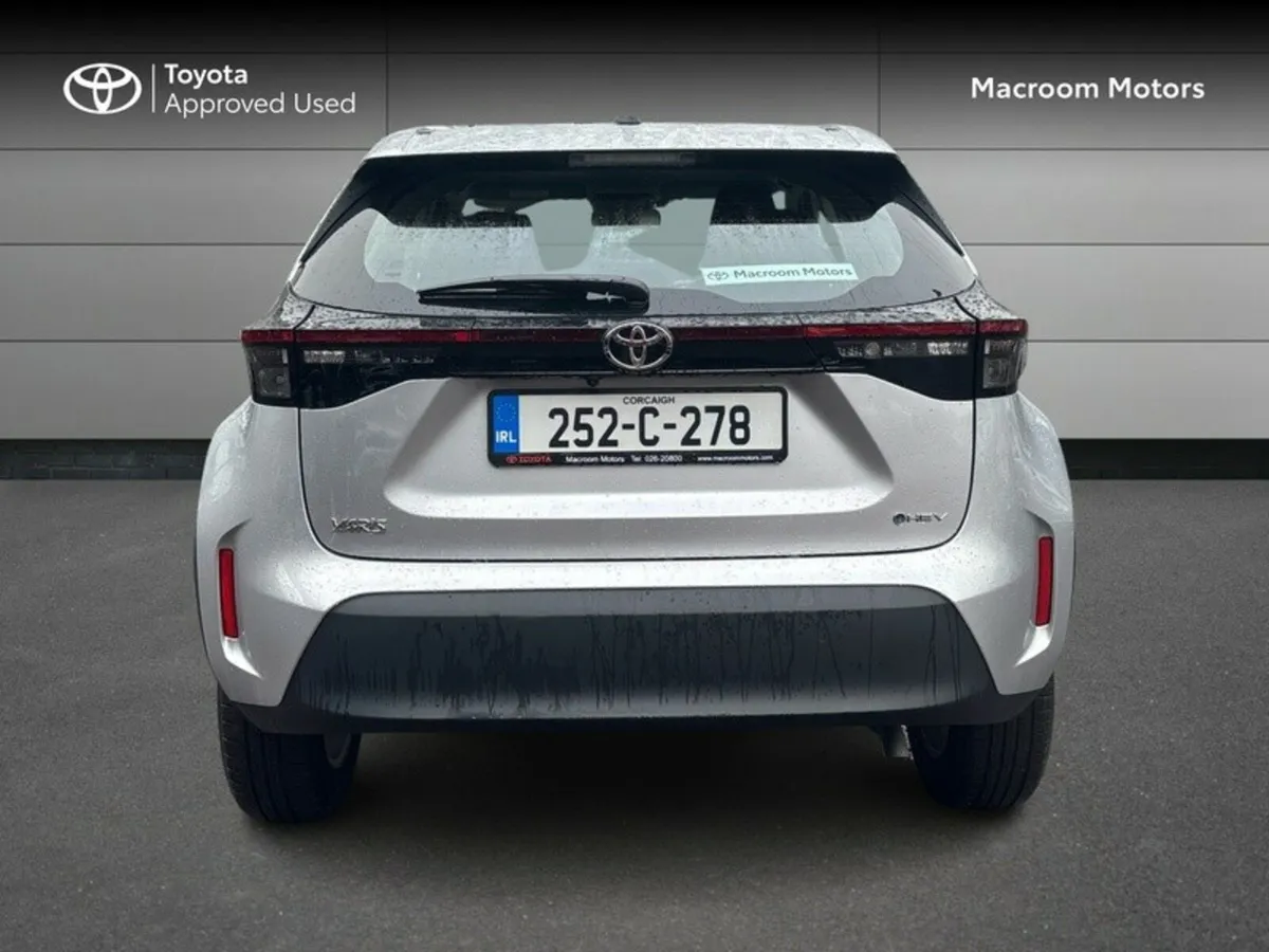 Toyota Yaris Cross YARIS CROSS LUNA - Image 4