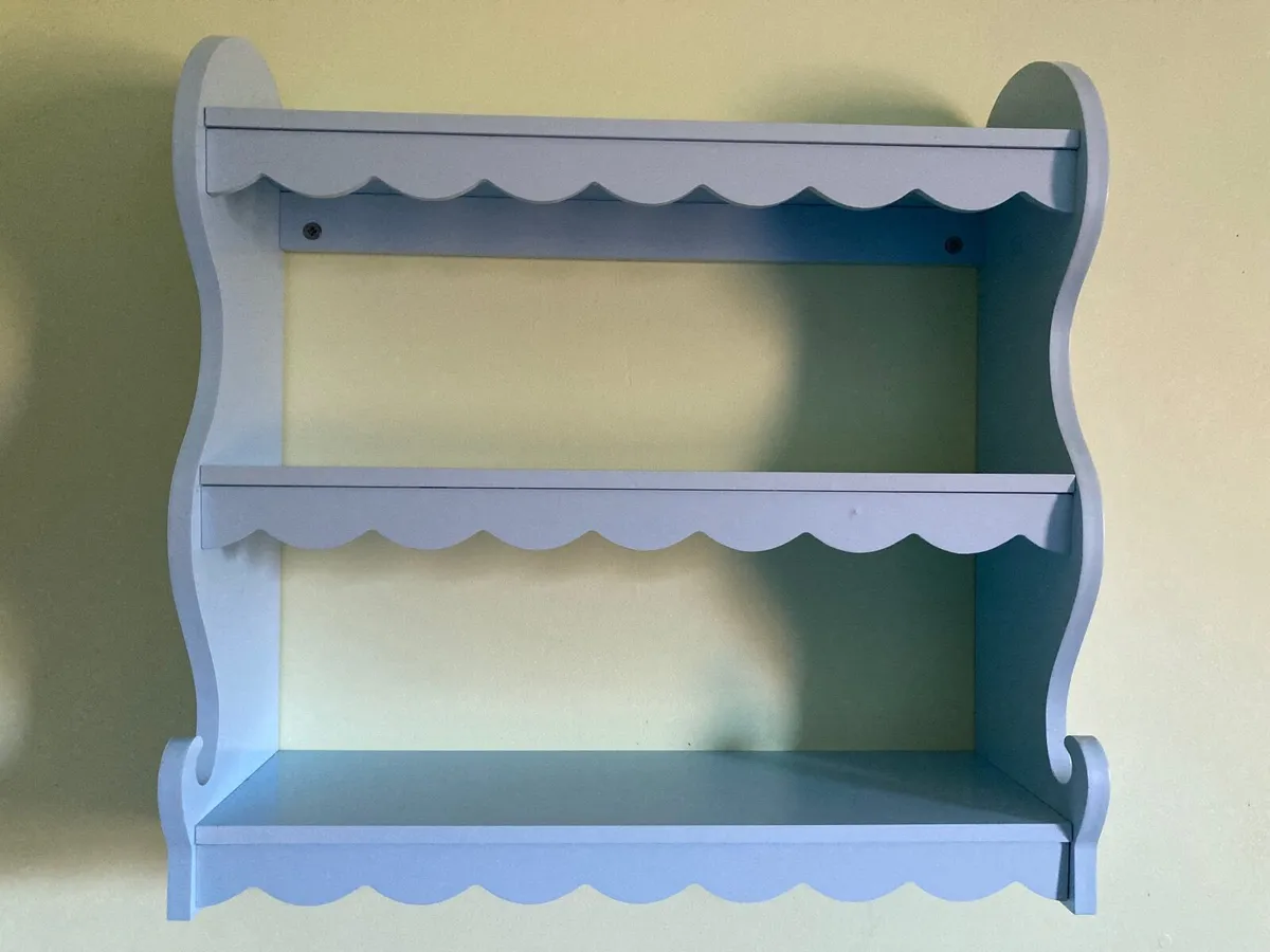 Nursery shelf - Image 2