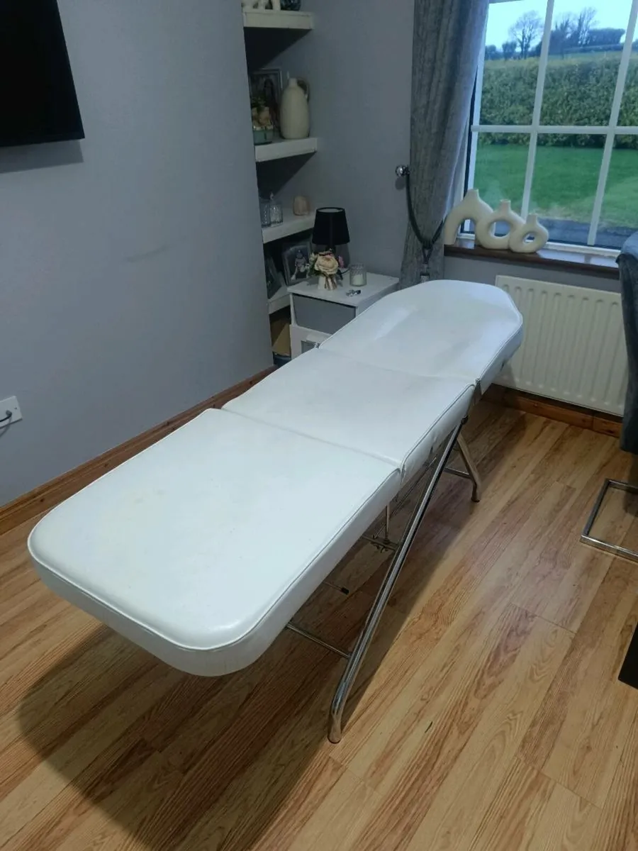 Beauty Bed - Image 2