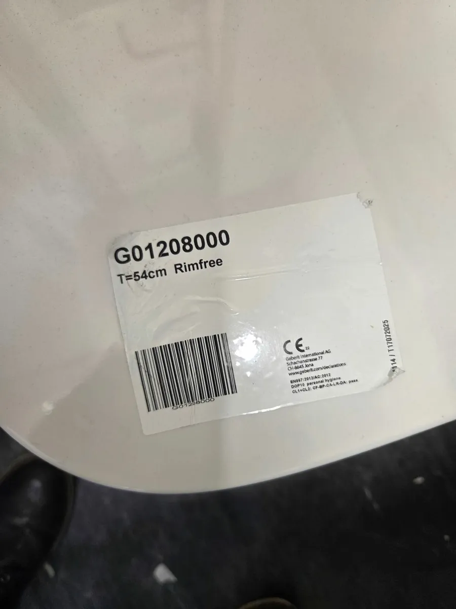 Geberit Smyle Square Rimless Wall Hung WC Pan - Image 3