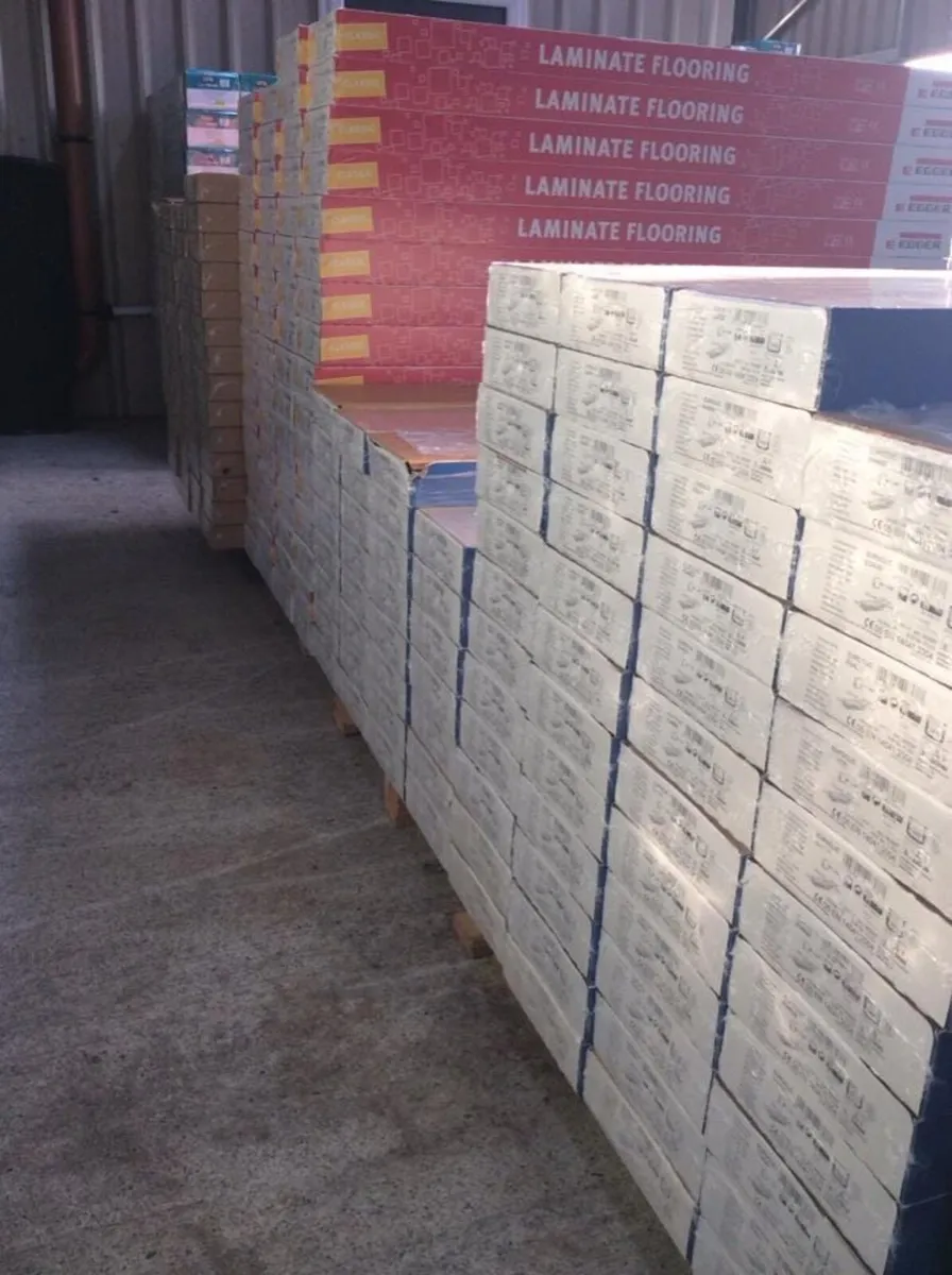 Flooring 7mm 8mm 12mm - Image 4