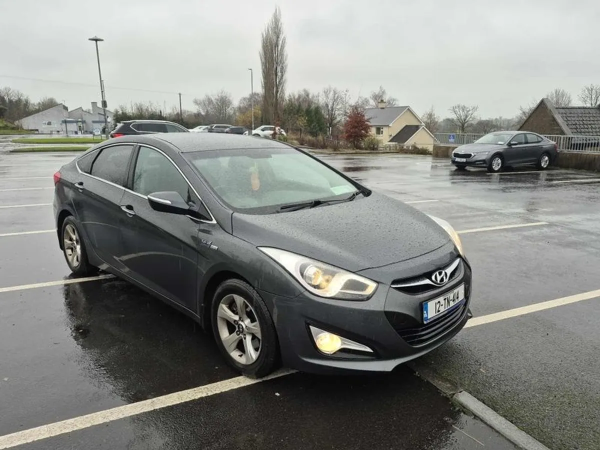 2012 Hyundai I40 - Image 1