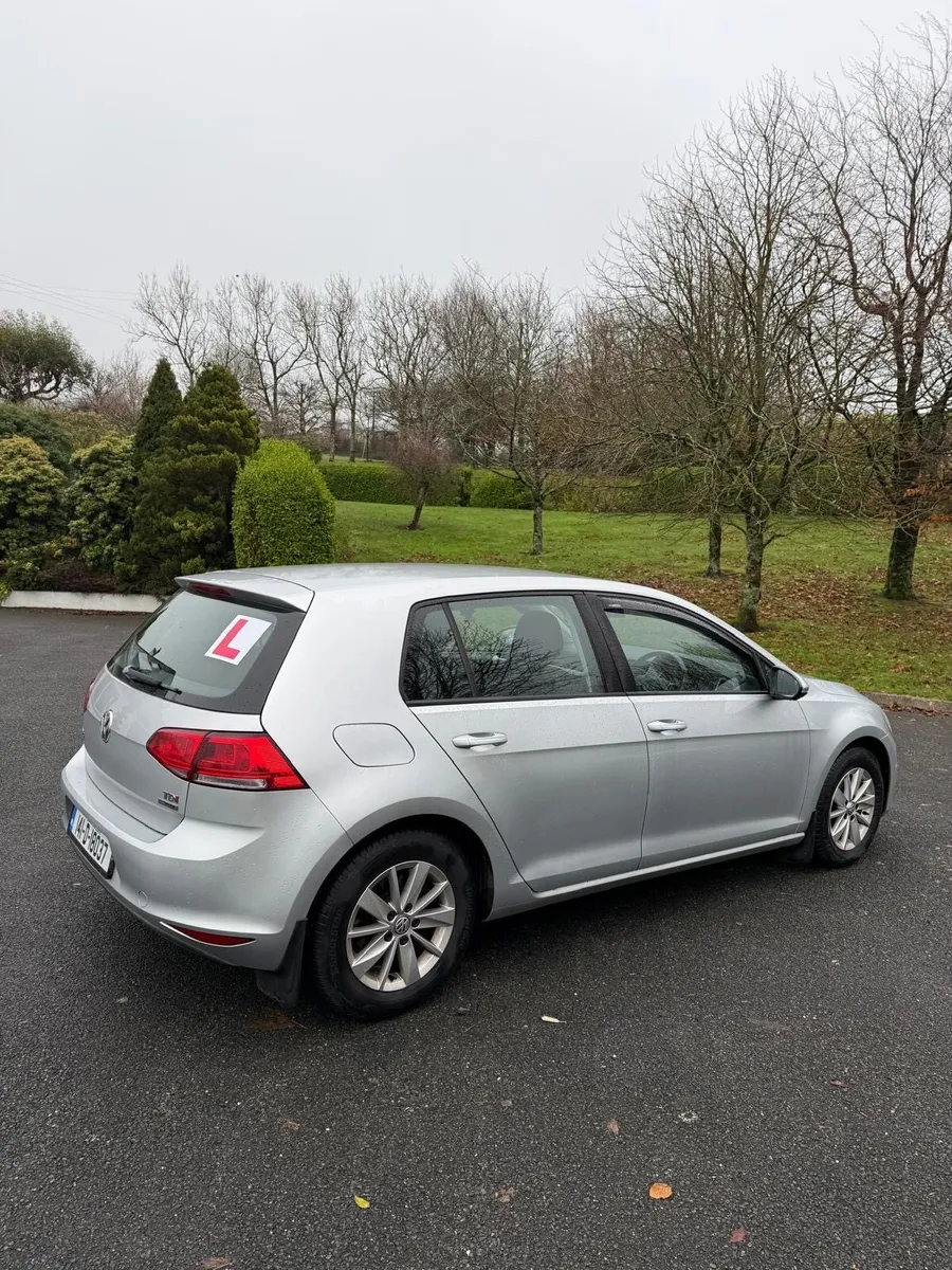 2014 Volkswagen Golf - Image 4