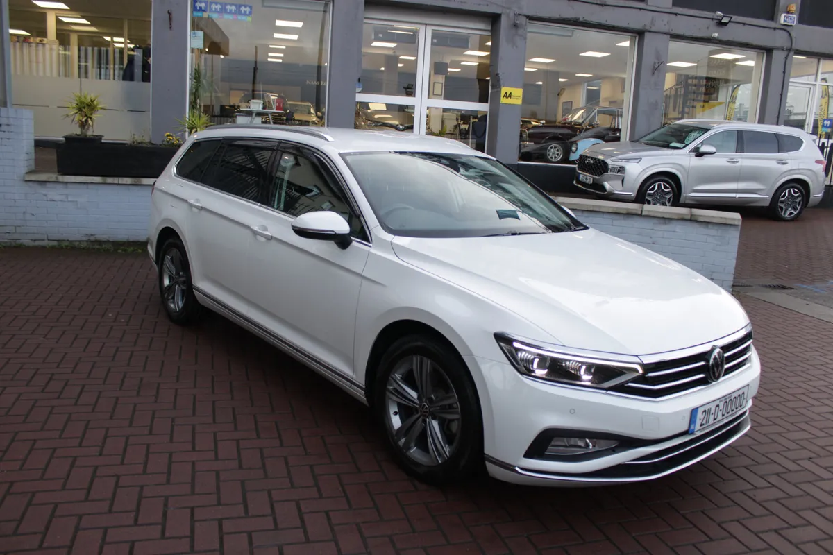 2.0TDI 150BHP ELEGANCE EDITION 5DR ESTATE // 1 OWN - Image 1