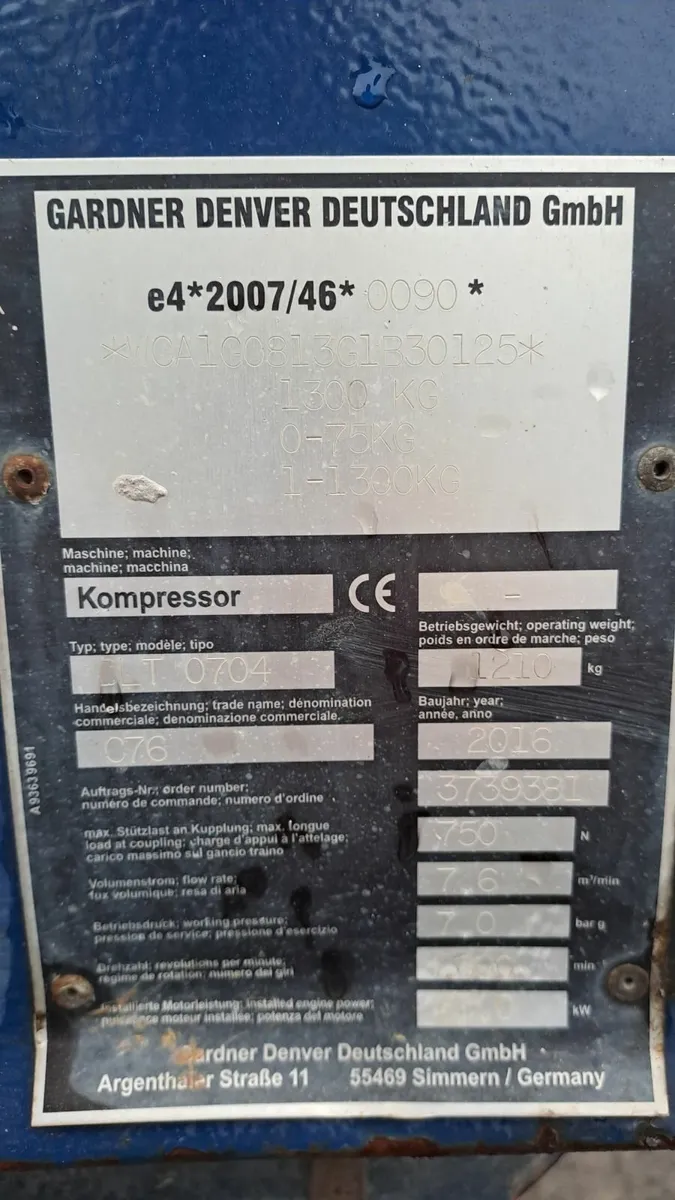 260CFM MOBILE AIR COMPRESSOR - Image 3