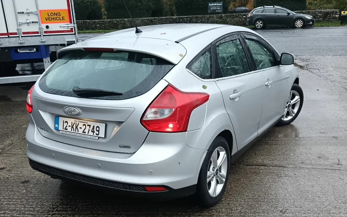 Ford Focus 2012 - Image 4