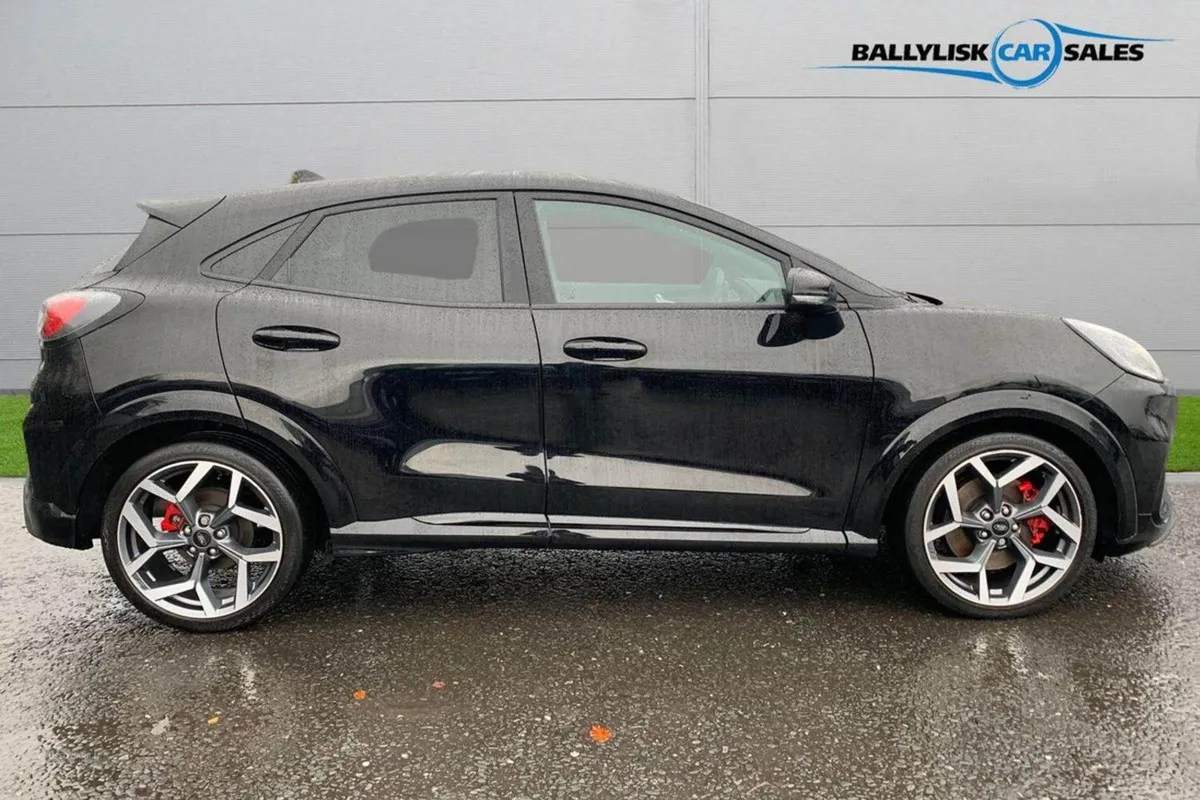 Ford Puma 1.5 ST Petrol Manual (200 ps) in Black - Image 3