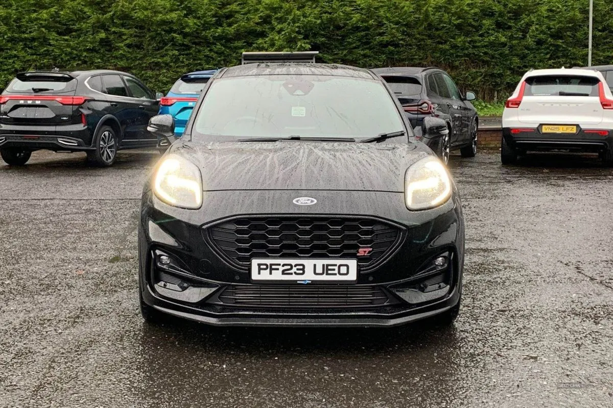 Ford Puma 1.5 ST Petrol Manual (200 ps) in Black - Image 4