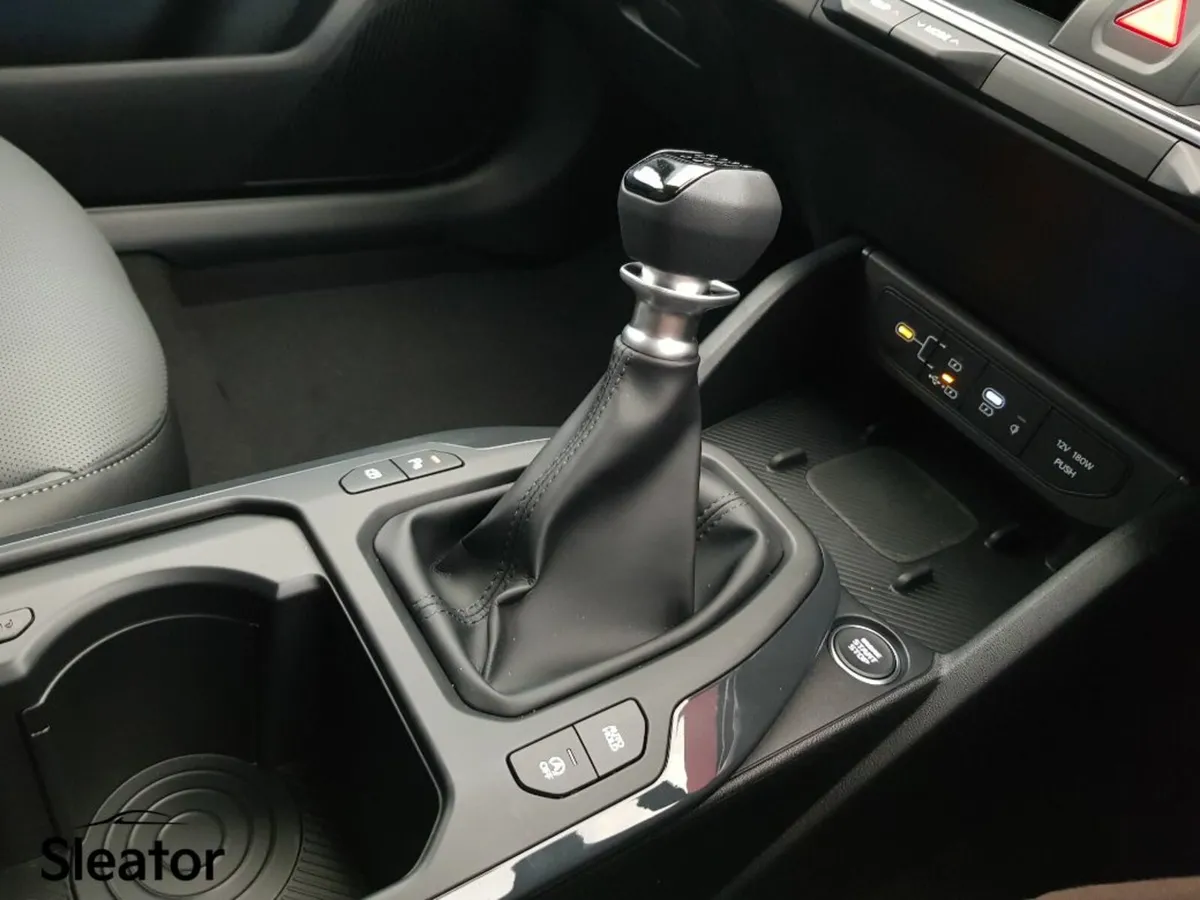 Kia K4 MHEV K3 - Image 4