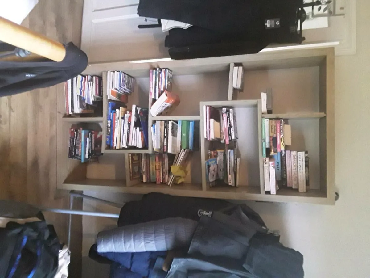 Book case also loads of books - Image 3