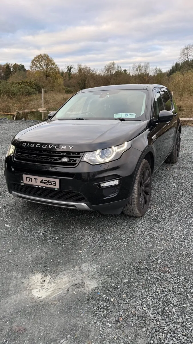 Land Rover Discovery Sport 2017 Auto - Image 1