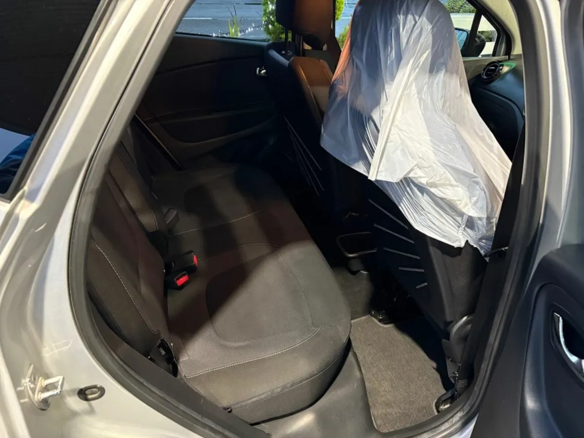 Renault Captur 1.5 DCi 90 Intense 124Km - Image 3