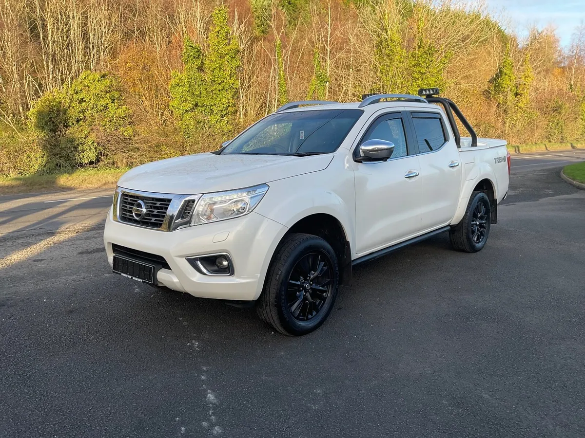 2018 Nissan Navara Trek LTD Edition 190 - Image 2