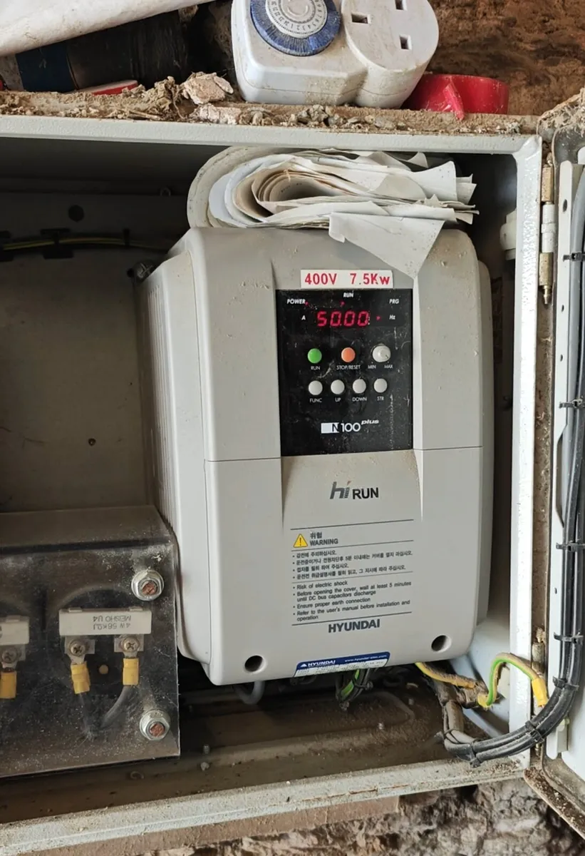 7.5 KW Digital 3 phase inverter - Image 3