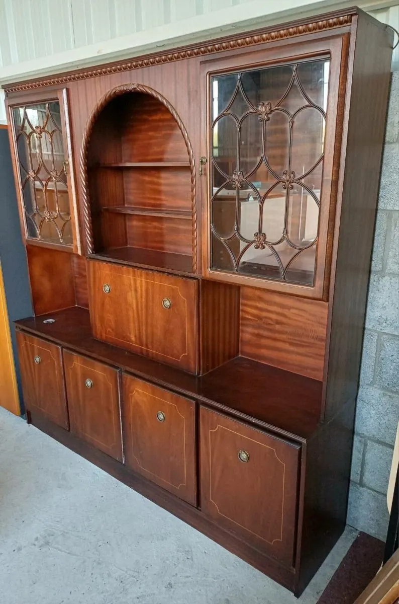 Beautiful Solid Mahogany Display Cabinet - Image 1