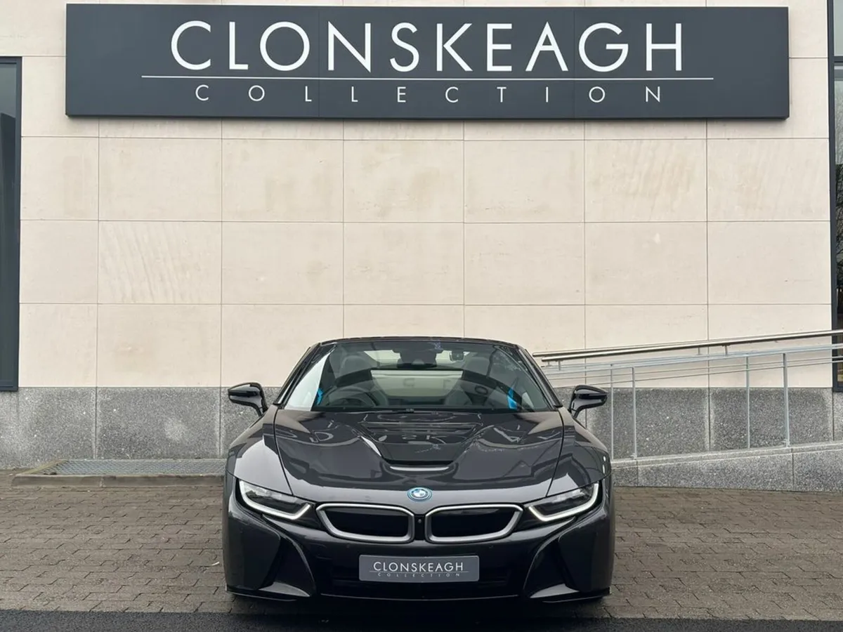 BMW i8 1.5I ROADSTER - Image 2