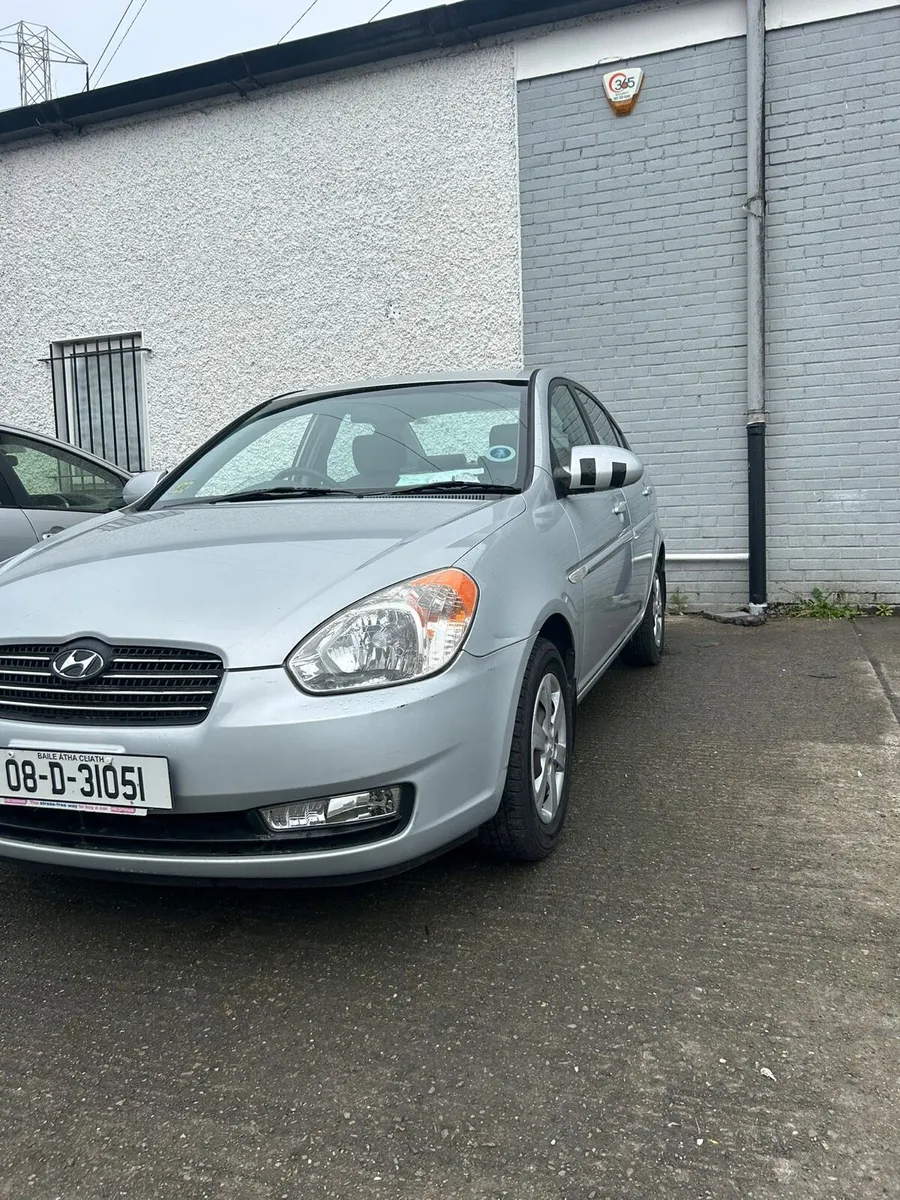 Hyundai car - Image 2