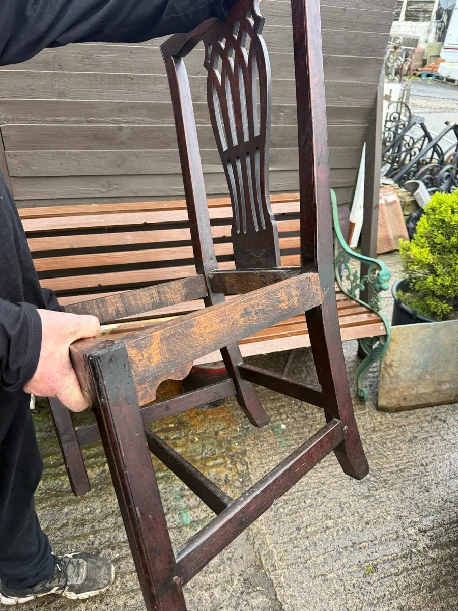 Old heavy oak chair . - Image 4