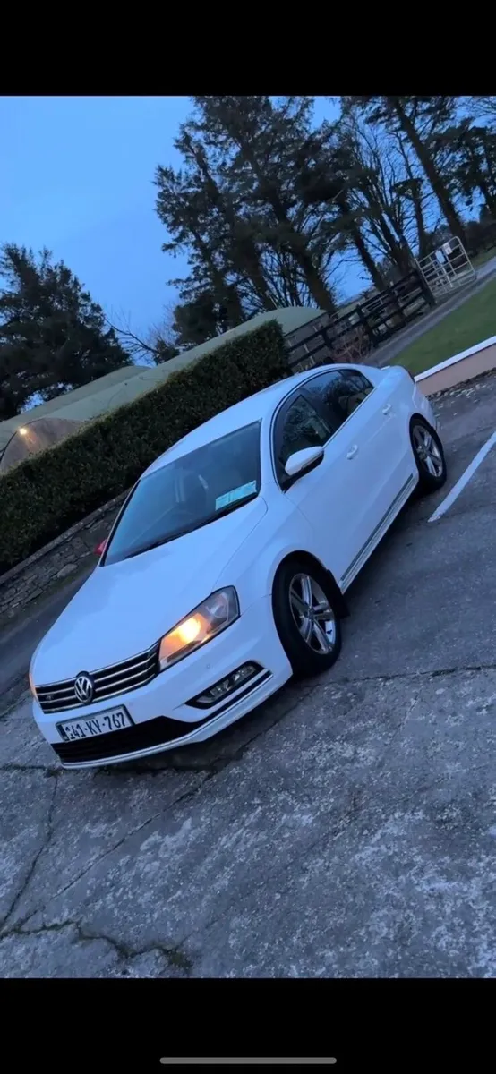 141 Passat RLine - Image 2