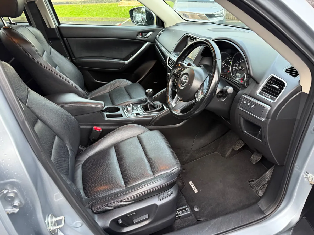 2017 Mazda CX-5 Platinum - Image 4